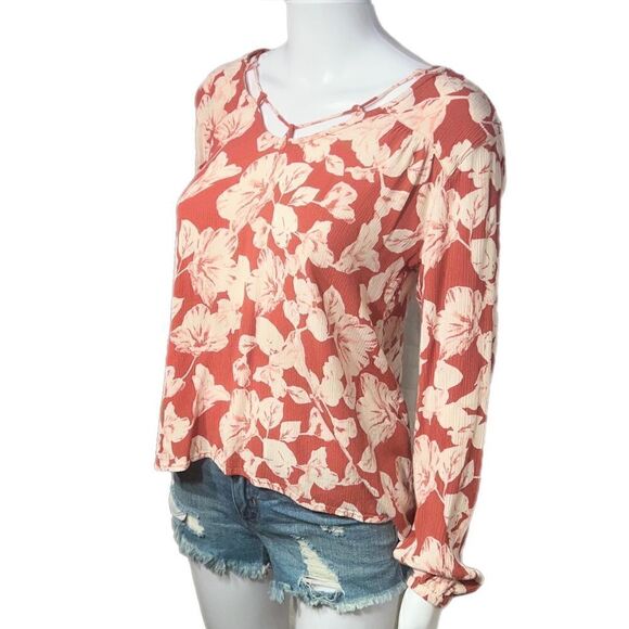 Billabong Floral Winding Roads Top - Picture 3 of 13